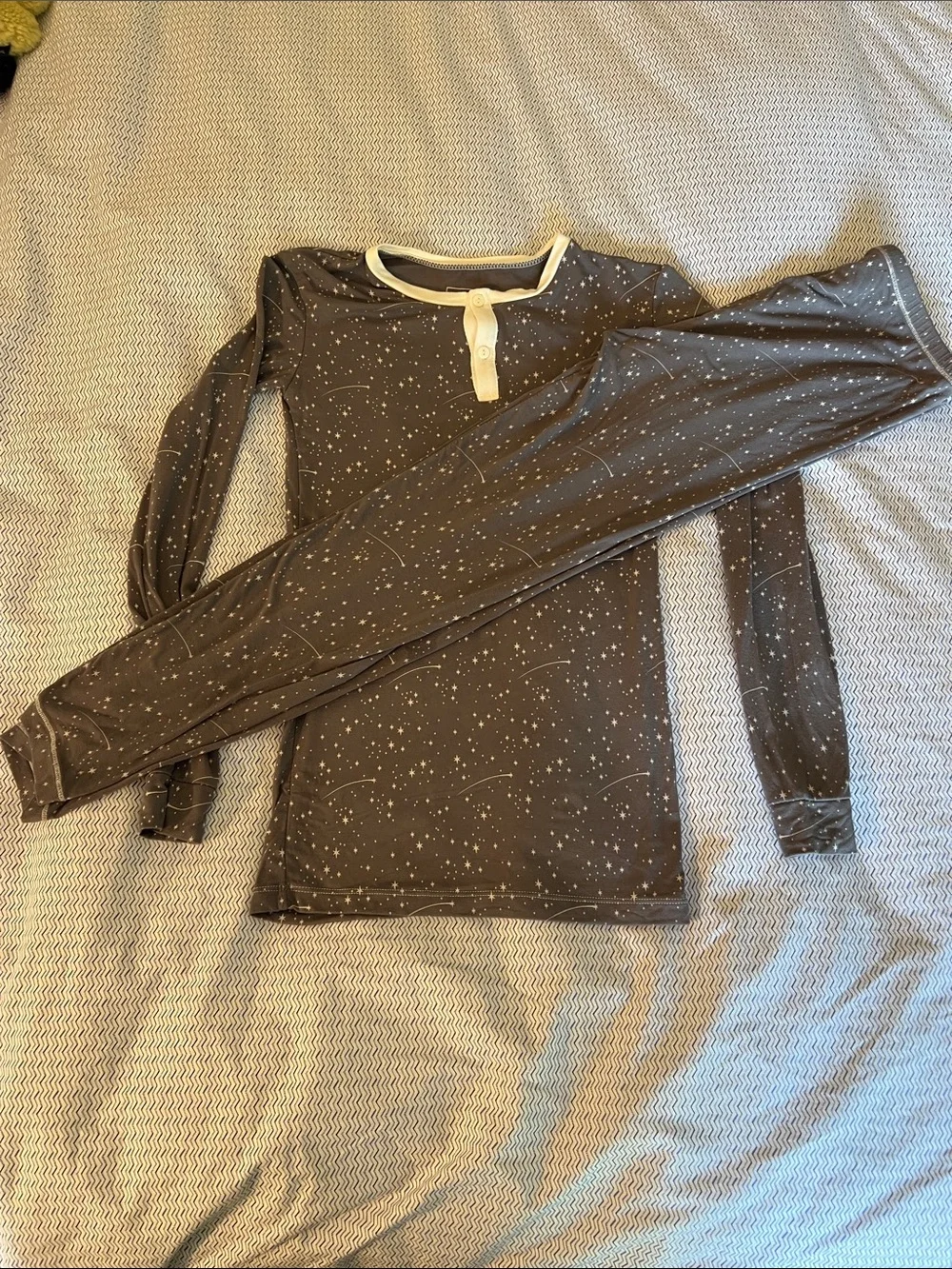 Kickee Pants Gray Star Henley Pajama Set with Cream Trim